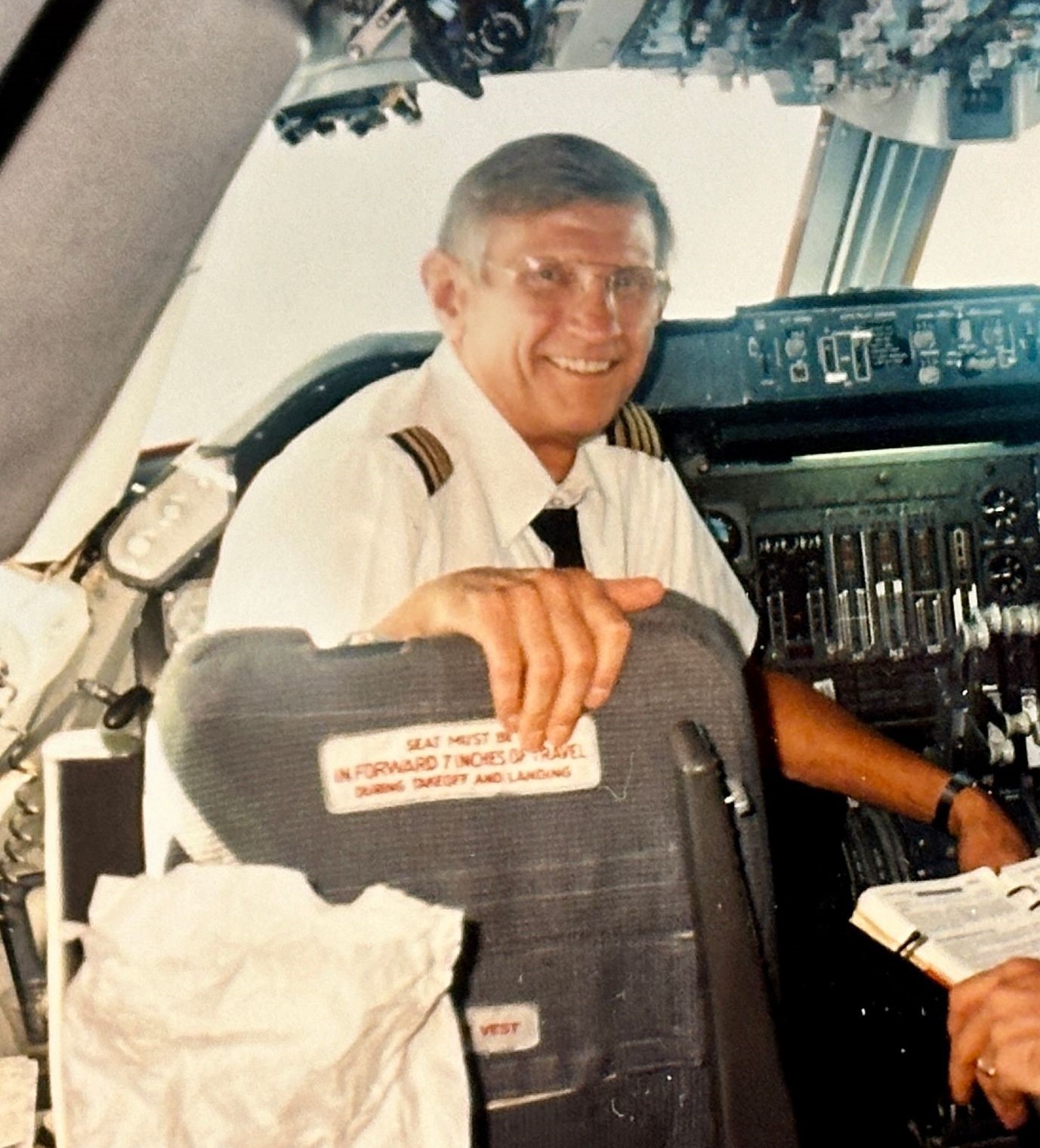 Obit Photo Andy Anderson 747 CA 