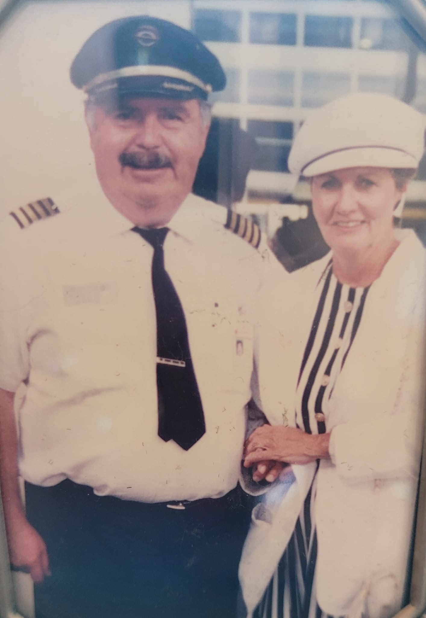 Obit Photo Bob and Maureen Burns